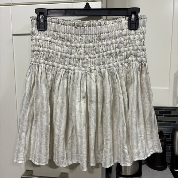 Madewell Smocked Pull-On Mini Skirt in Stripe - Picture 4 of 8